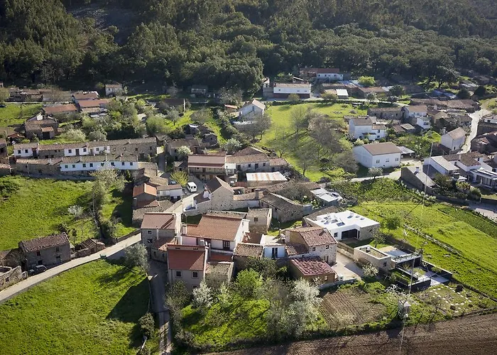 Pensionat Casa Do Ze Sapateiro Ferraria de São João